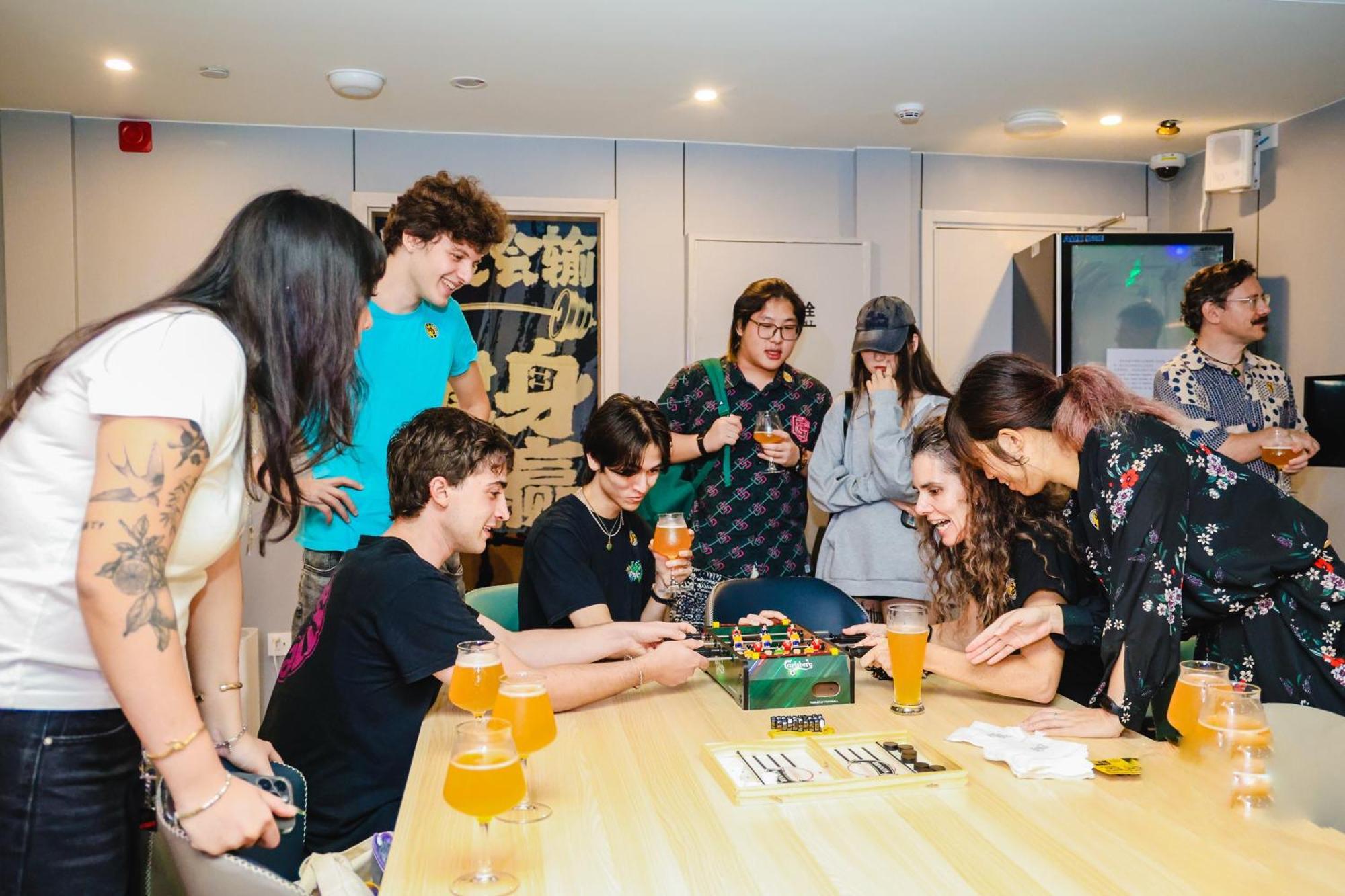 Dayin International Youth Hostel -Near People'S Square & Old Town -Social Area -Bar -Cafe -Gym -Free Laundry Luggage Storage -24H Front Desk -English Service Shanghai Exterior photo