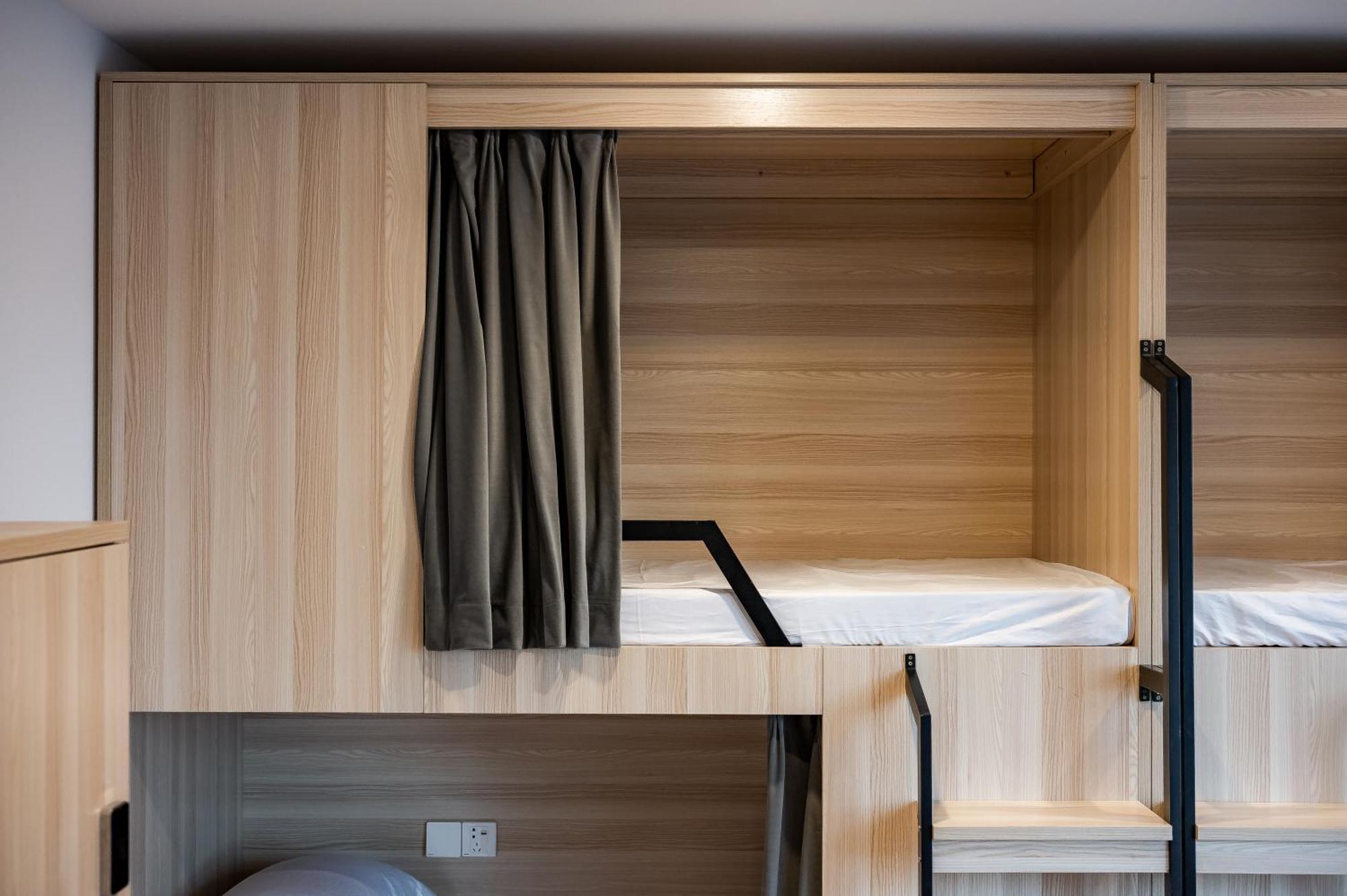 Dayin International Youth Hostel -Near People'S Square & Old Town -Social Area -Bar -Cafe -Gym -Free Laundry Luggage Storage -24H Front Desk -English Service Shanghai Exterior photo