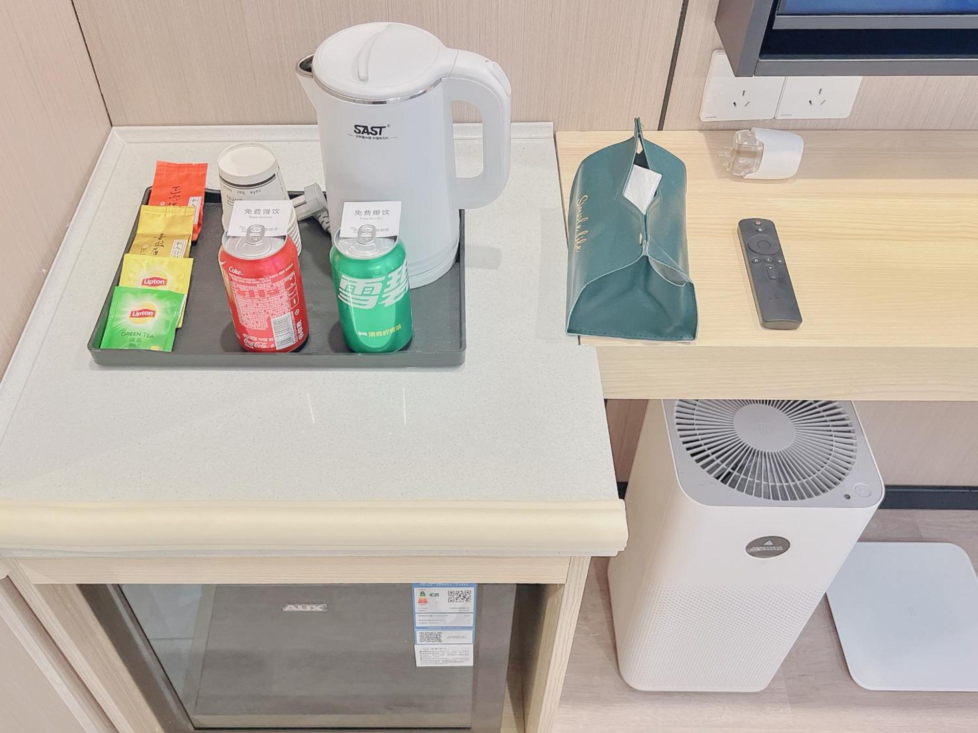 Dayin International Youth Hostel -Near People'S Square & Old Town -Social Area -Bar -Cafe -Gym -Free Laundry Luggage Storage -24H Front Desk -English Service Shanghai Exterior photo